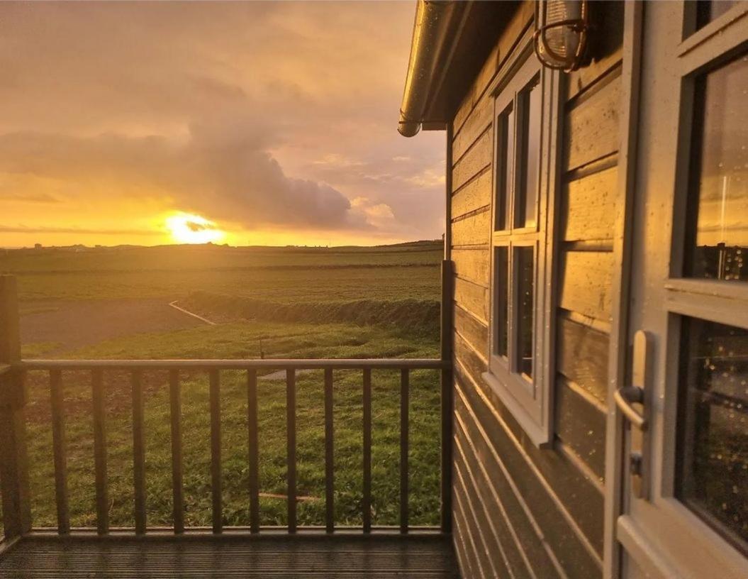 Willa Wild Meadow Huts Doolin Zewnętrze zdjęcie