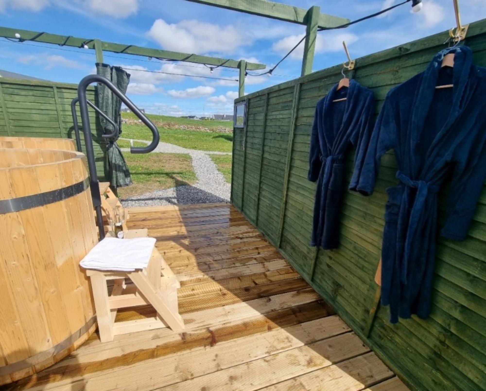 Willa Wild Meadow Huts Doolin Zewnętrze zdjęcie