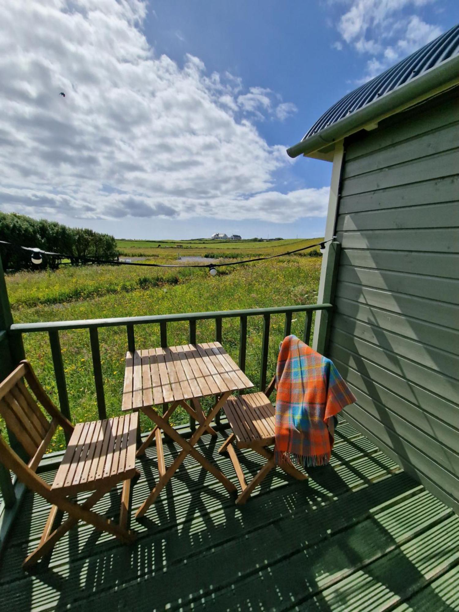 Willa Wild Meadow Huts Doolin Zewnętrze zdjęcie